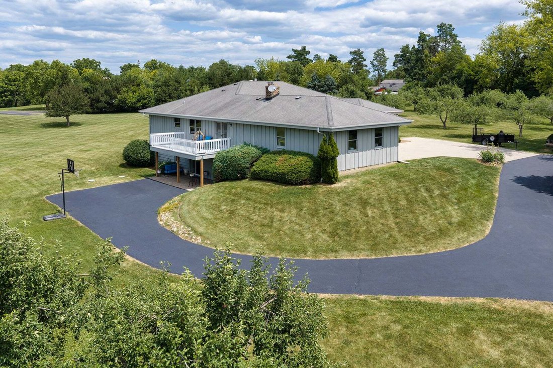 House in Long Grove, Illinois, United States 2 - 18584536