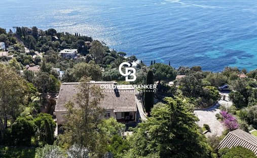 Haus in Rayol-Canadel-sur-Mer, Provence-Alpes-Côte d'Azur, Frankreich 1