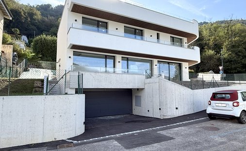 Villa in Val Mara, Ticino, Switzerland 1