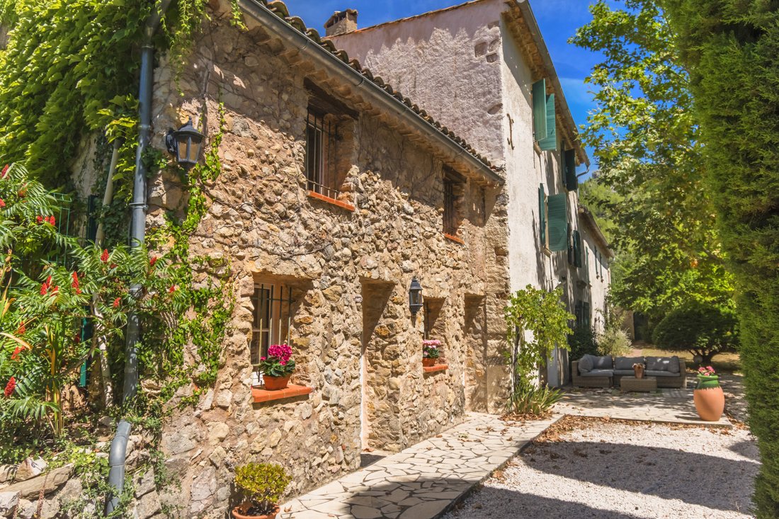 House in La Roquebrussanne, Provence-Alpes-Côte d'Azur, France 3 - 18584358