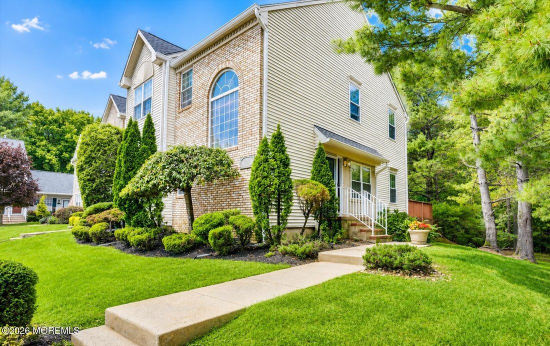 Condo in Holmdel, New Jersey, United States 2 - 18583735