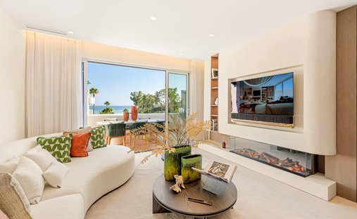 Penthouse in Estepona, Andalusia, Spain 1