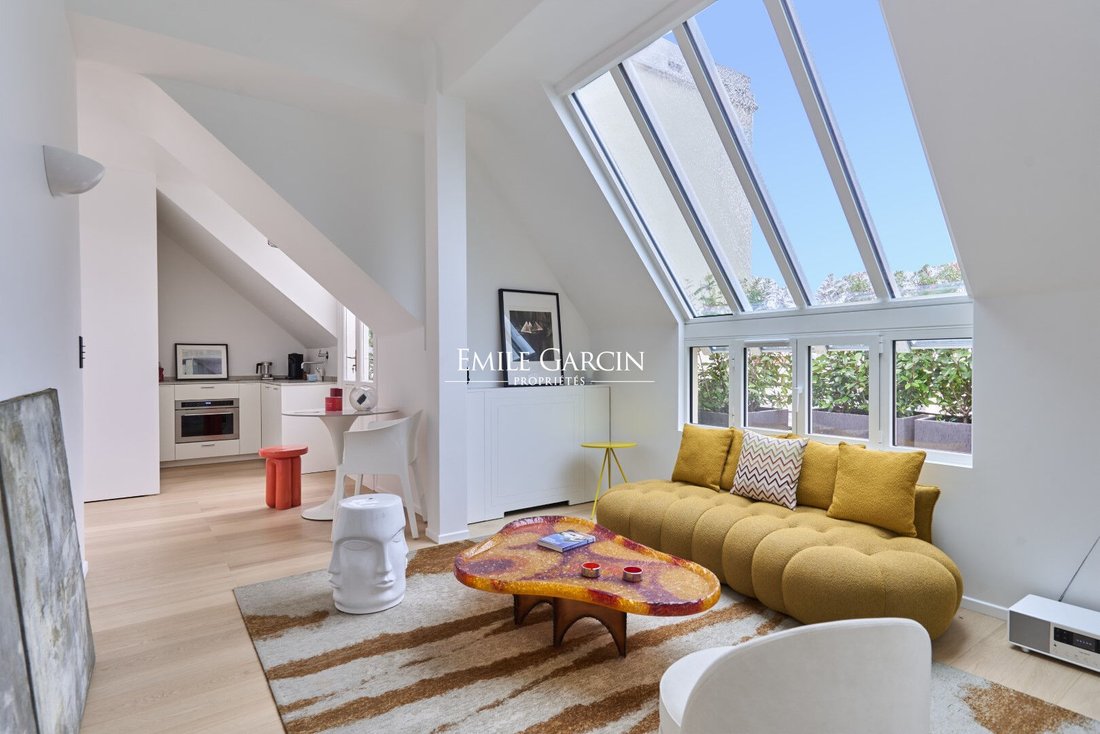 Apartment in Saint Philippe du Roule, Paris 8e Arrondissement, Paris 1 - 18585561