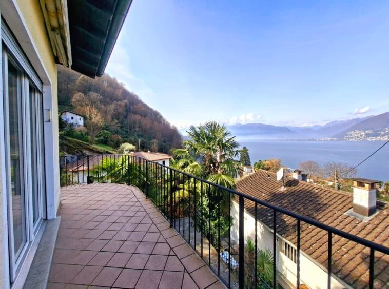 Apartment in Gambarogno, Ticino, Switzerland 1 - 18581191