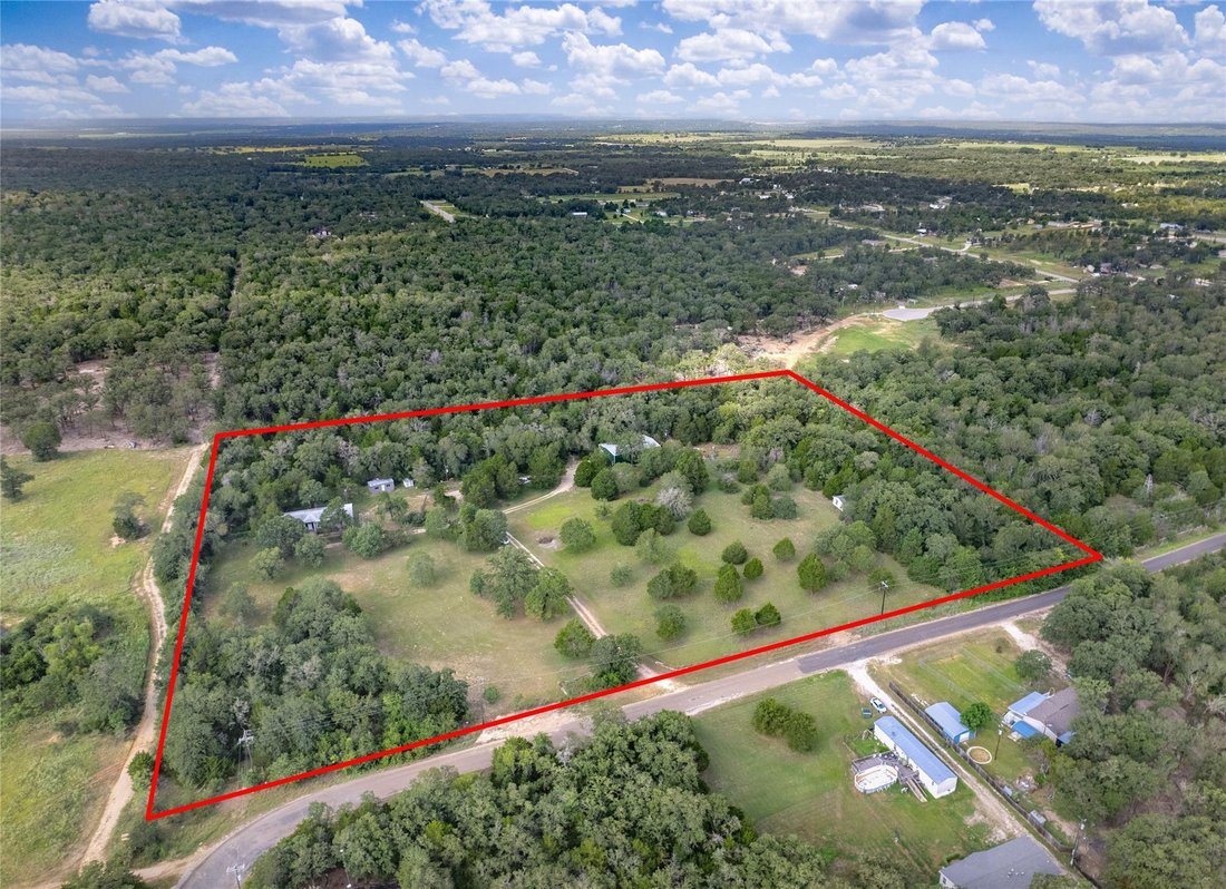 Elgin, Texas, United States 1 - 18584177