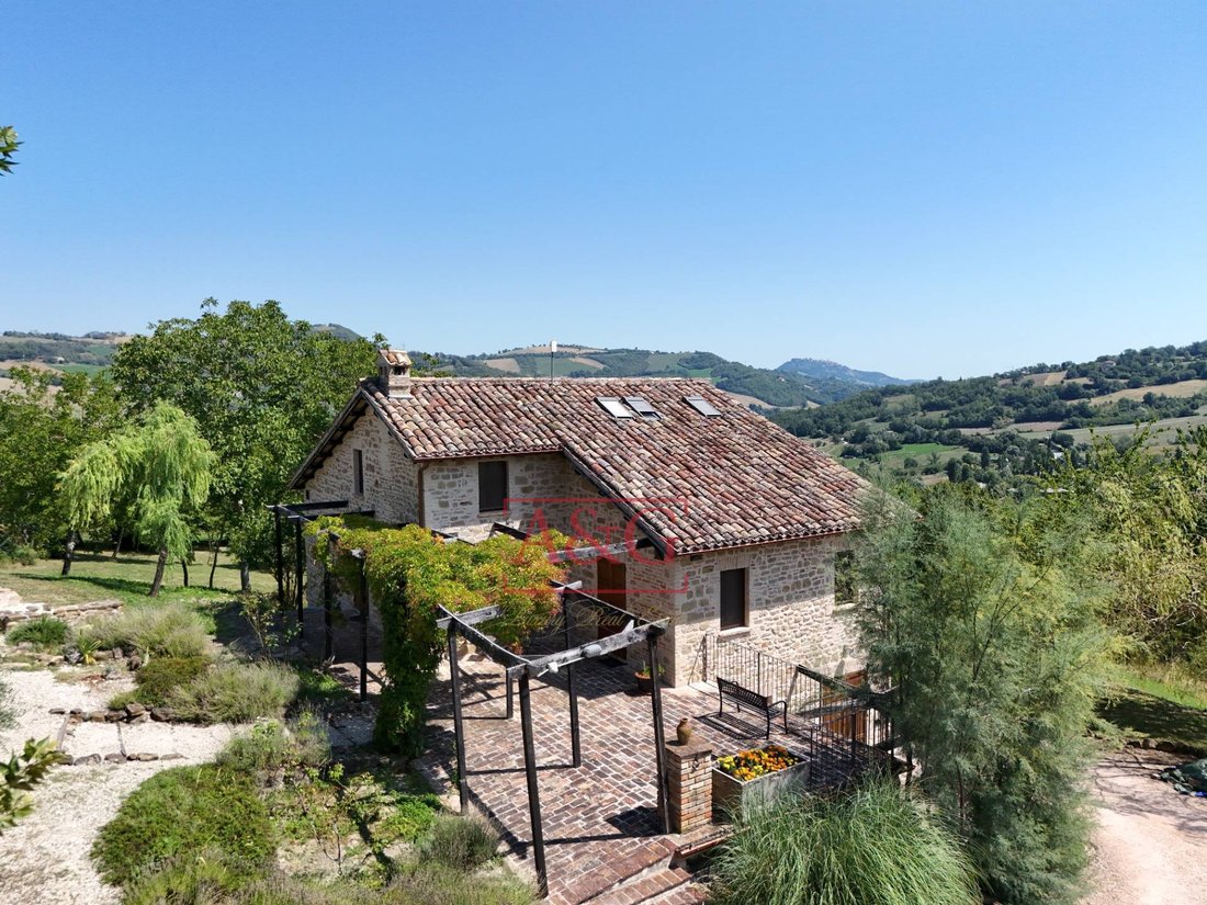 Country House in Amandola, Marche, Italy 5 - 17015966