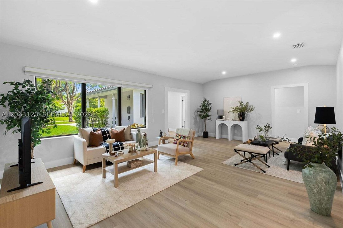 House in Miami, Florida, United States 4 - 18584432