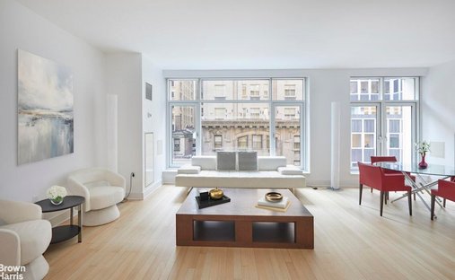 House in New York, New York, United States 1