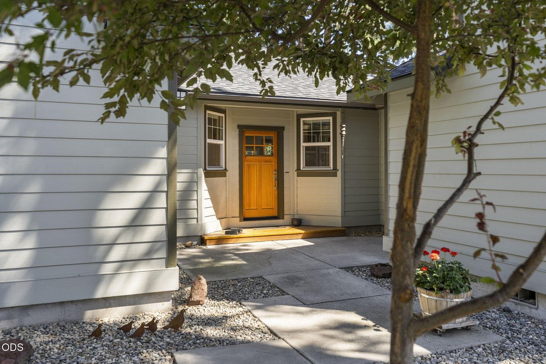 House in Sisters, Oregon, United States 2 - 18583577