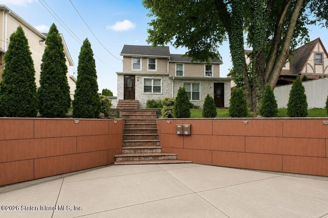 House in New York, New York, United States 1 - 18580883