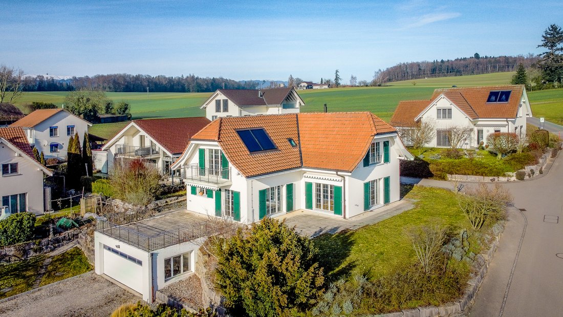 House in Ins, Canton of Bern, Switzerland 1 - 18580625