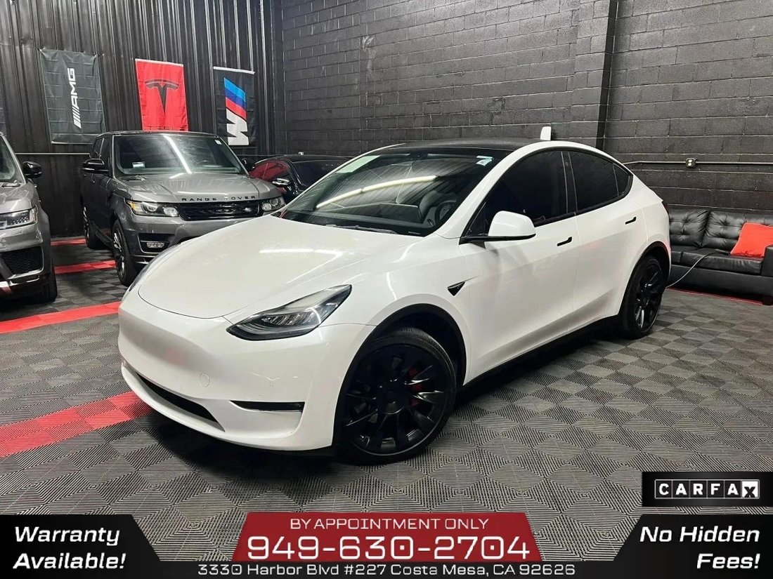 Suv in Costa Mesa, CA, United States 1 - 18397350