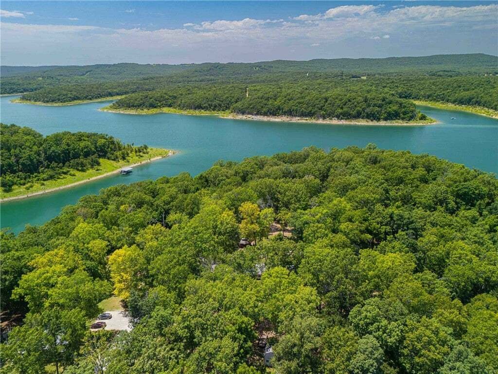 Flippin, Arkansas, United States 4 - 18583682