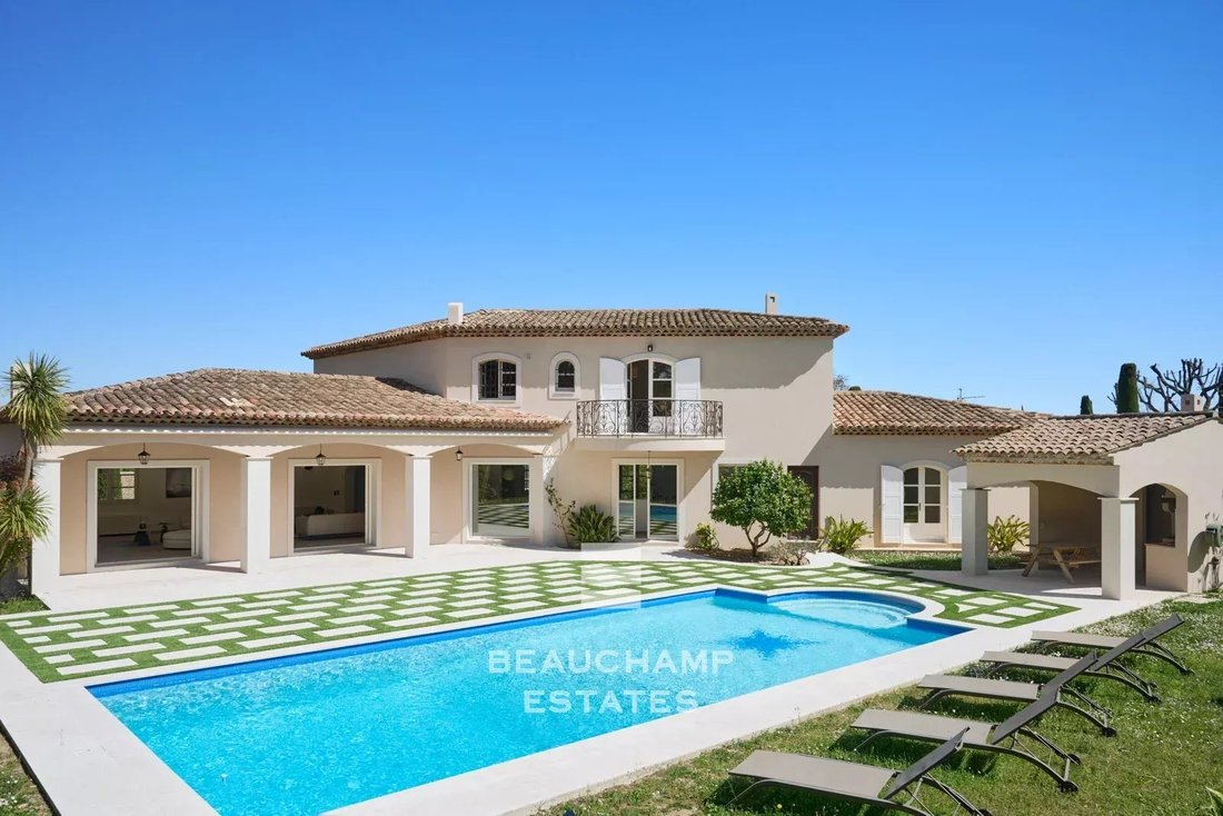 Villa à Valbonne, Provence-Alpes-Côte d'Azur, France 1 - 17629752