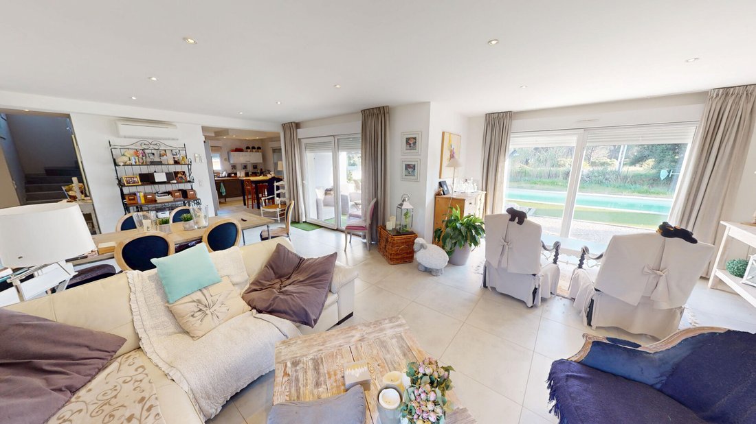 Villa en La Motte, Provenza-Alpes-Costa Azul, Francia 3 - 18582657