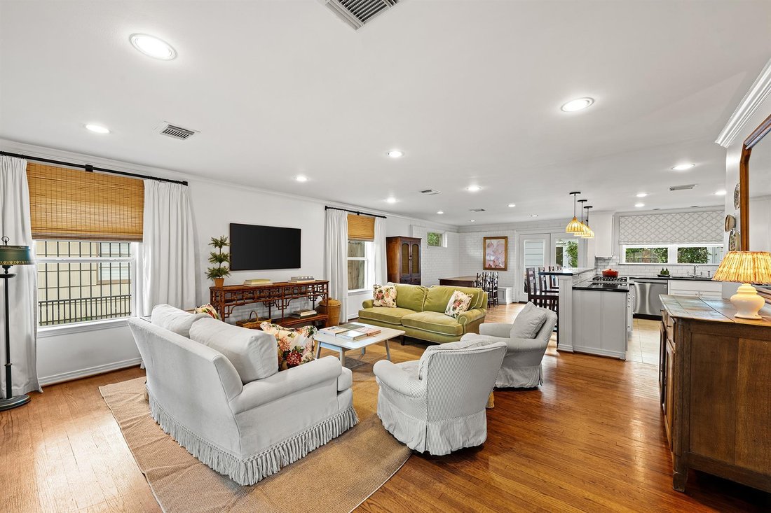 House in Houston, Texas, United States 4 - 18585056