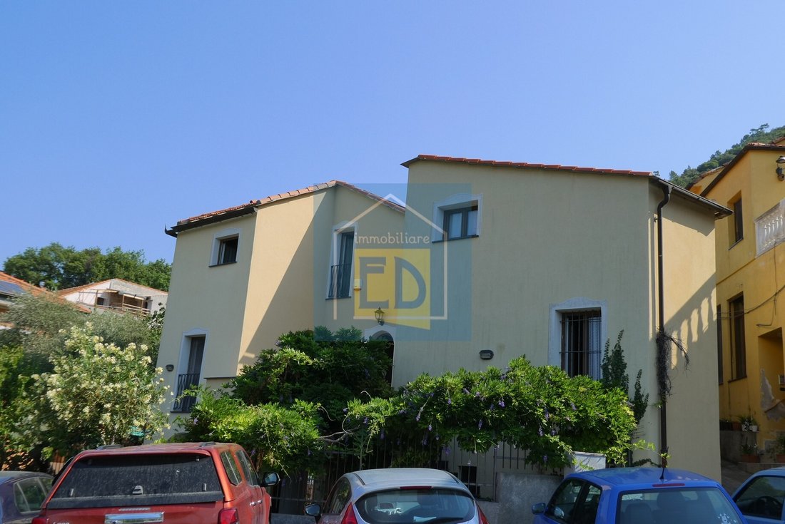 Villa in Vezzi Portio, Liguria, Italy 2 - 18585953