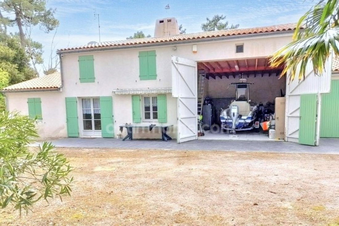 House in Rivedoux-Plage, Nouvelle-Aquitaine, France 1 - 16661433