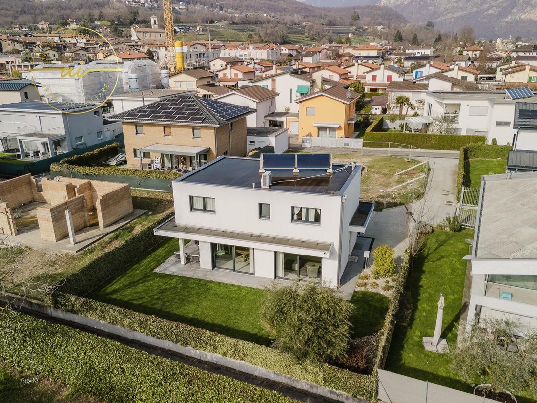 Villa in Mendrisio, Ticino, Switzerland 3 - 18583397