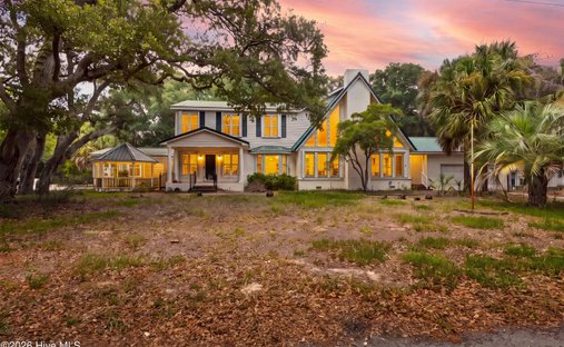 House in Caswell Beach, North Carolina, United States 1