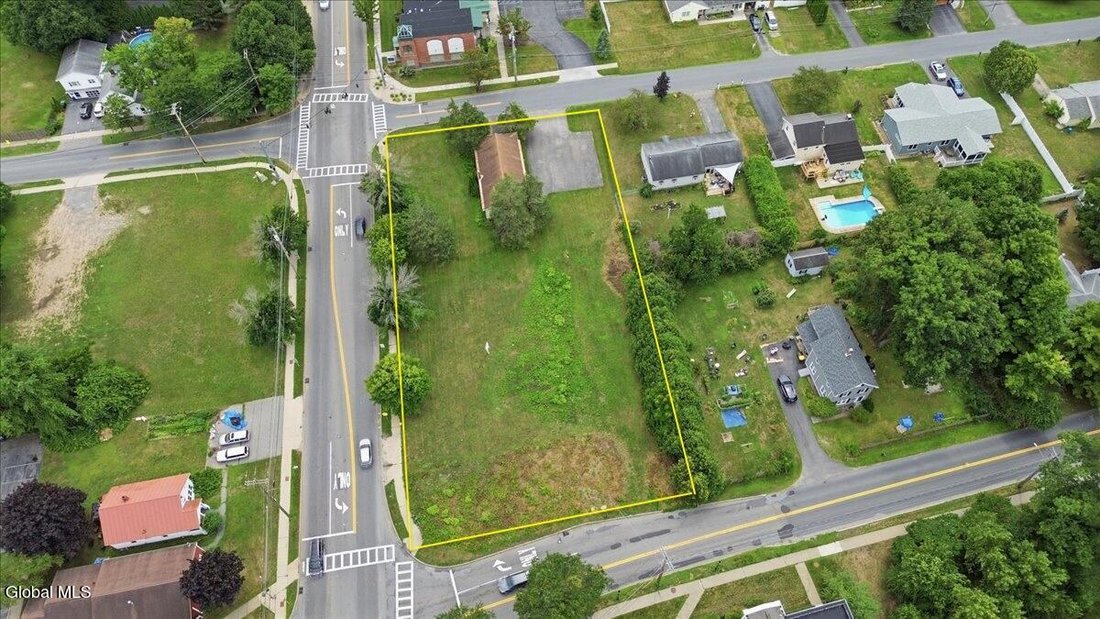 Land in Saratoga Springs, New York, United States 3 - 18581562