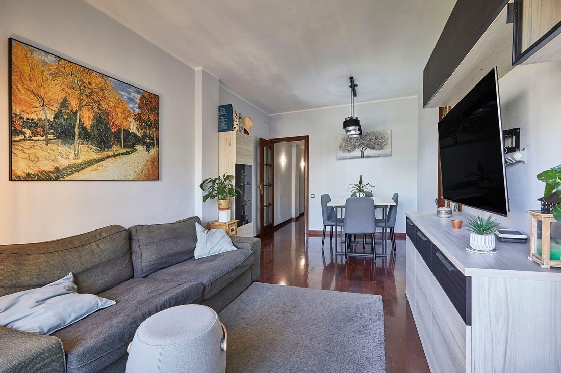 Apartment in Eixample, Barcelona, Spain 3 - 18585194