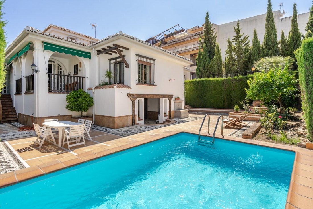 Villa in La Zubia, Andalusia, Spain 3 - 18584293