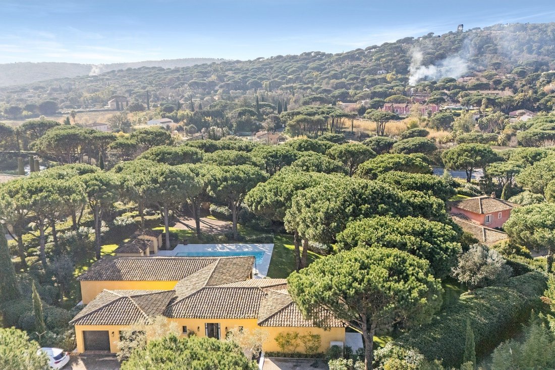 Villa in Zone Ouest Urbaine, Saint-Tropez, France 1 - 18586226