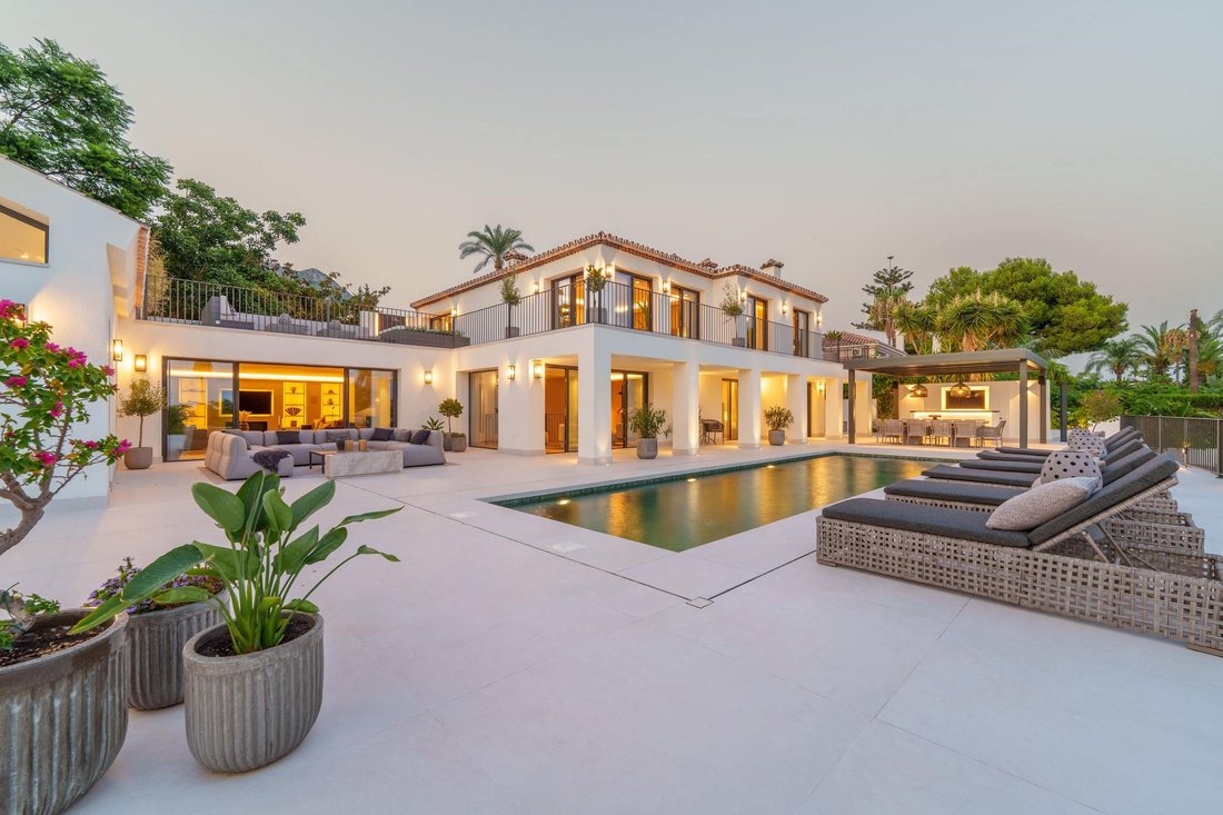 Villa in Golden Mile, Andalusia, Spain 2 - 18582045