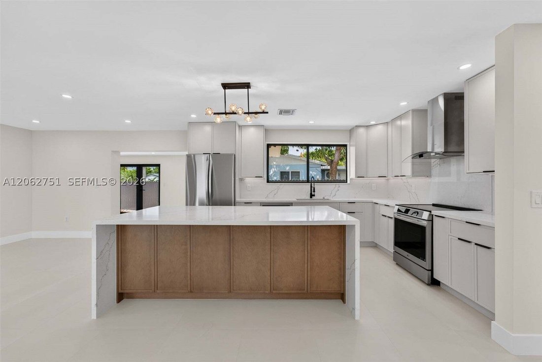 House in Miami, Florida, United States 3 - 18584408