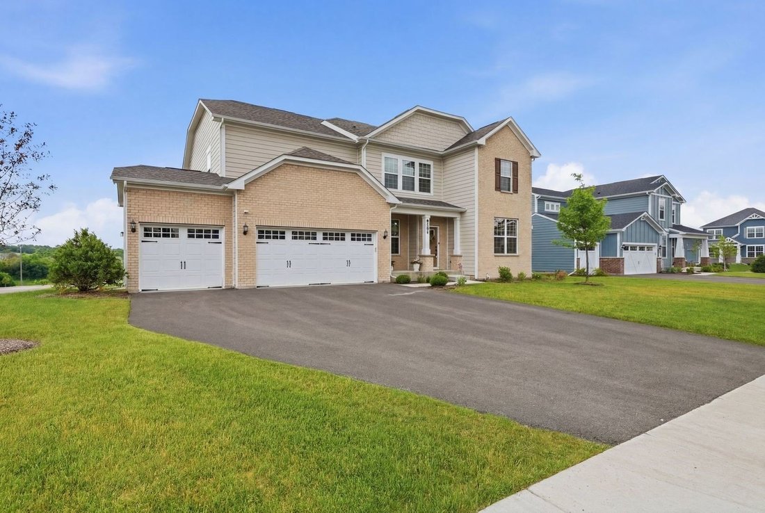 House in Lisle, Illinois, United States 2 - 18586020