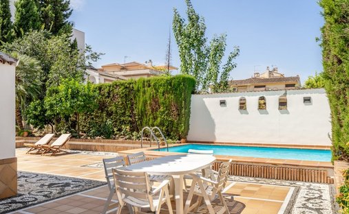 Villa in La Zubia, Andalusia, Spain 1