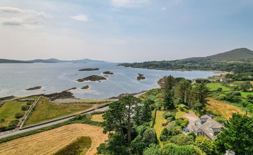 House in Durrus, County Cork, Ireland 1