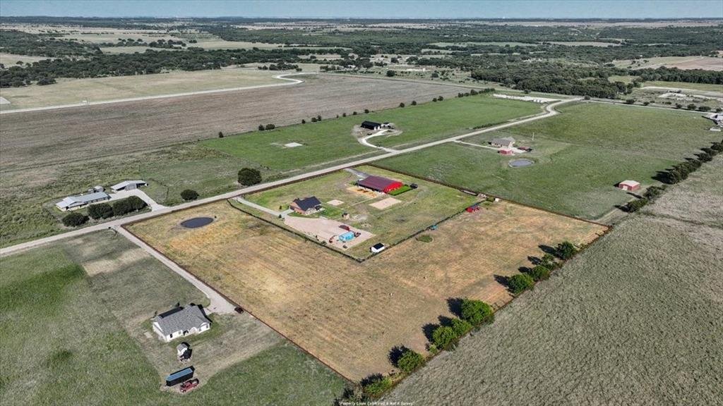 House in Blum, Texas, United States 2 - 18585007