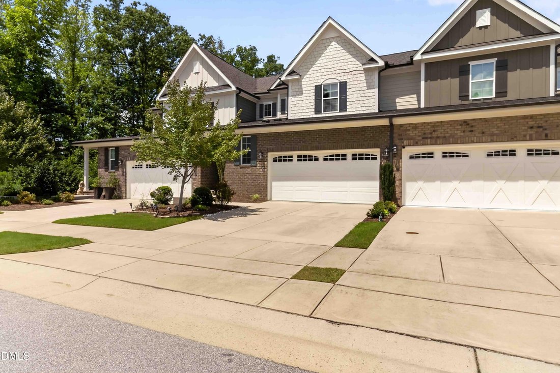Townhouse in Apex, North Carolina, United States 4 - 18565697