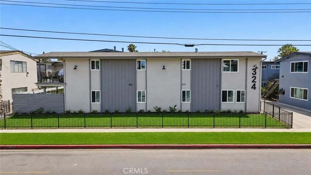 Orange, California, United States 2 - 18584680