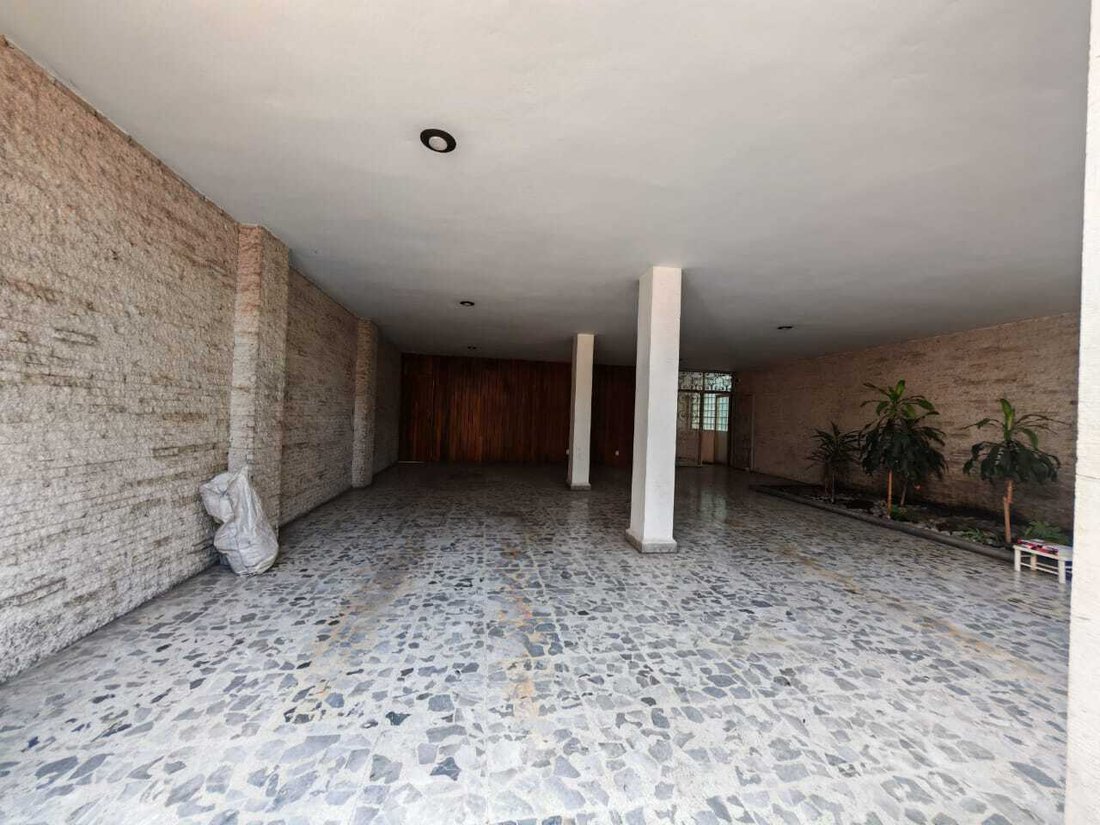House in Mexico City, Mexico 3 - 18584713