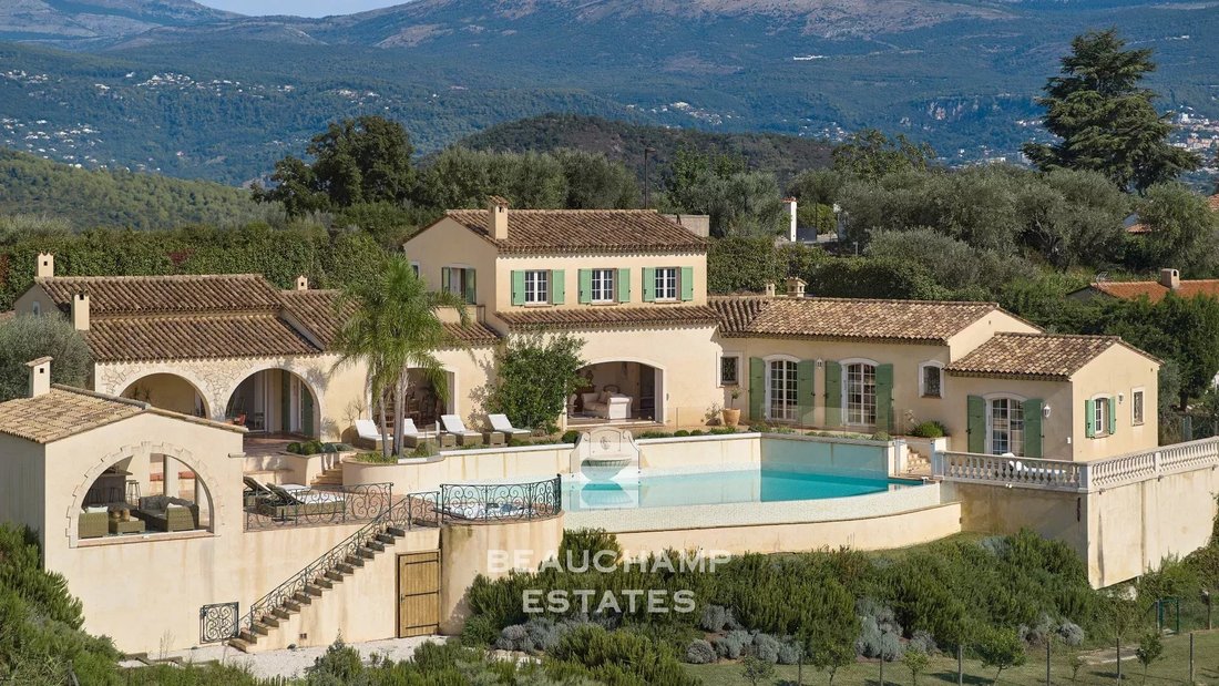 Villa in Les Termes, Mandelieu-la-Napoule, France 1 - 15376004