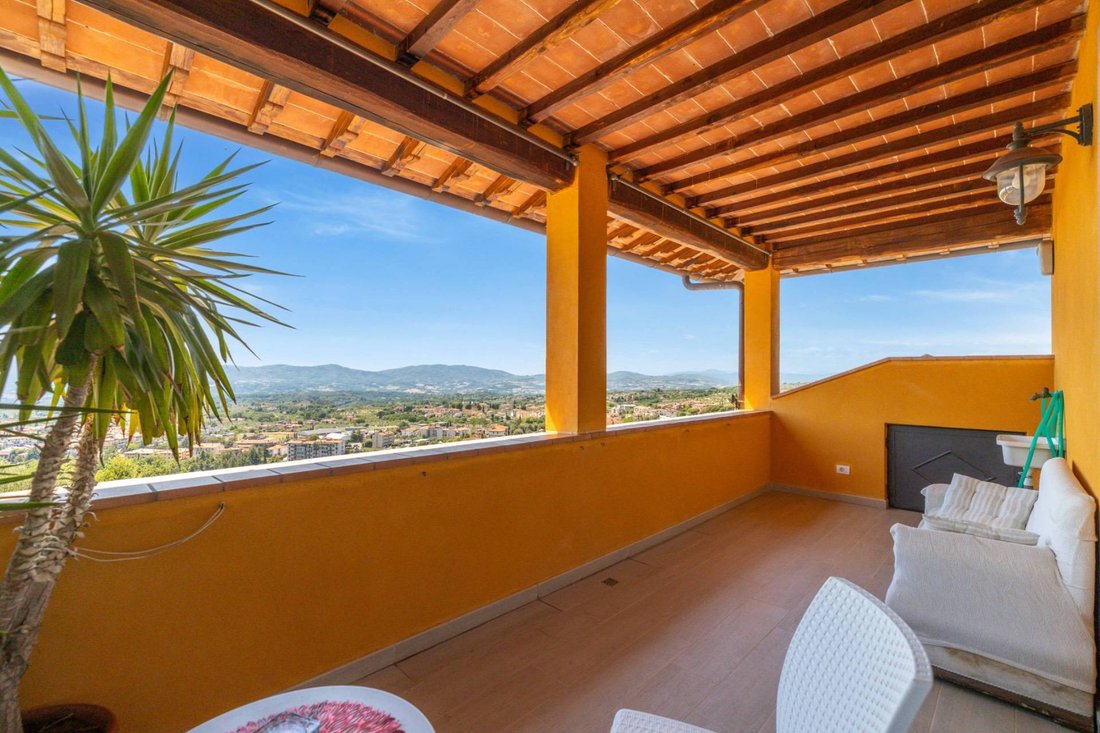 Villa in Borgo a Cascia, Reggello, Tuscany 1 - 18504693