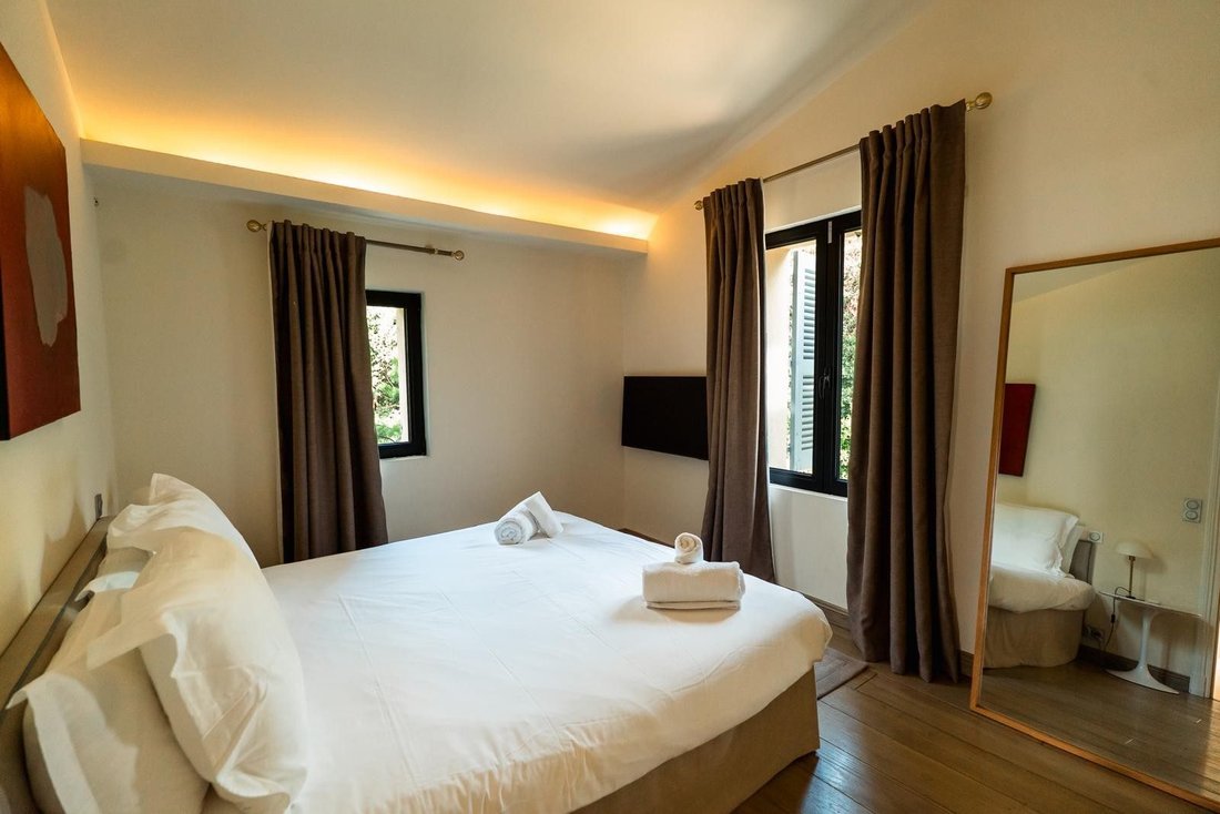 Villa in Zone Ouest Urbaine, Saint-Tropez, France 4 - 18586244