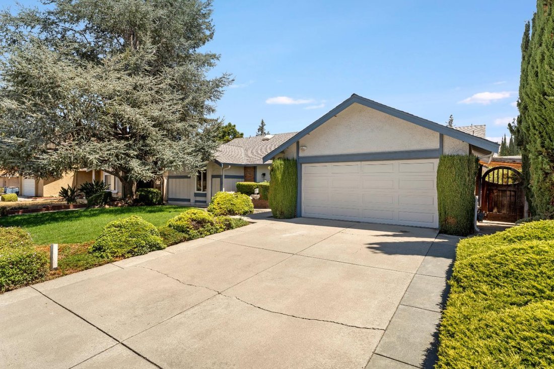 House in San Jose, California, United States 3 - 18584387