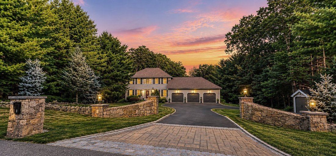 House in Coventry, Rhode Island, United States 1 - 18582435