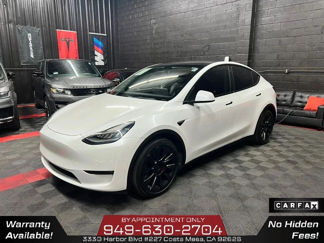 Suv in Costa Mesa, CA, United States 4 - 18397350