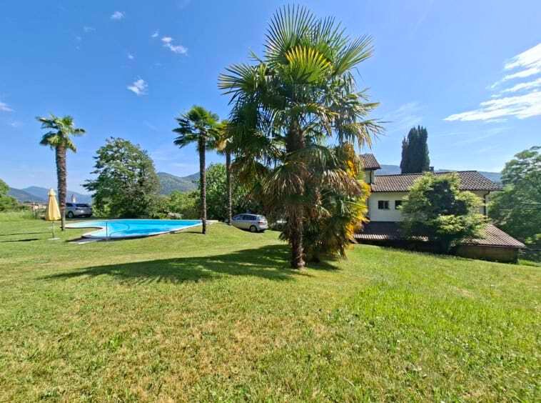 Land in Tresa, Ticino, Switzerland 2 - 18580916