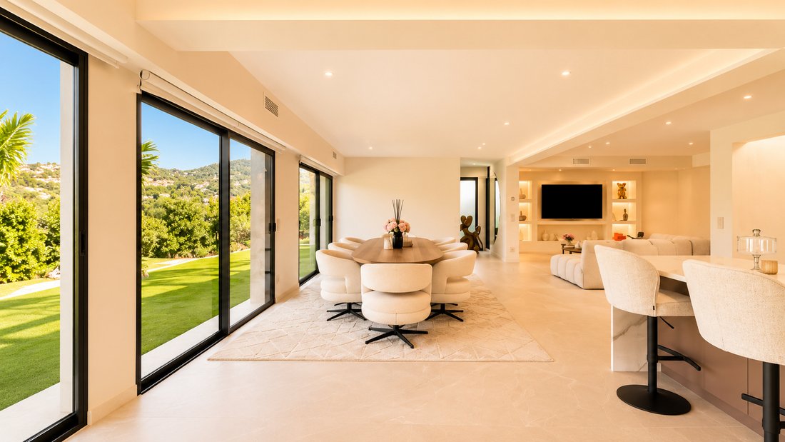 Villa in Les Issambres, Roquebrune-sur-Argens, France 4 - 18585571