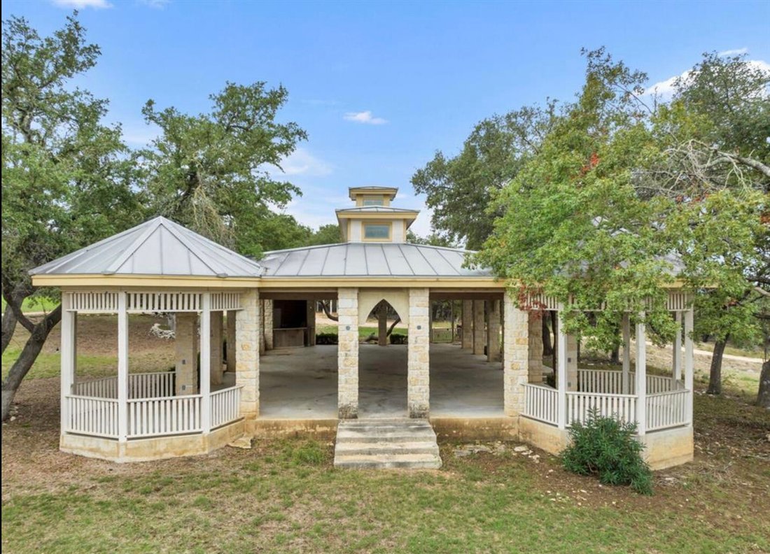 Farm Ranch in Wimberley, Texas, United States 5 - 15185725