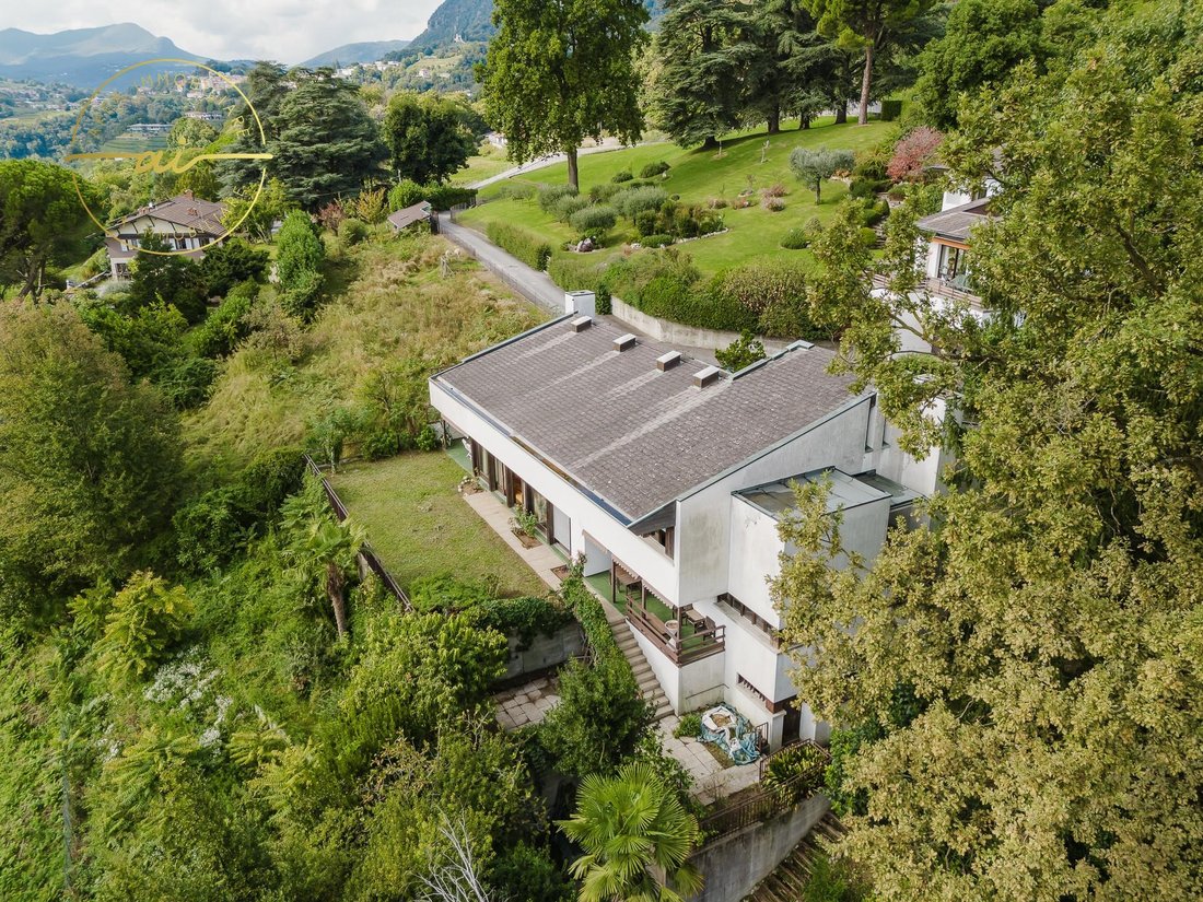 Villa in Morbio Inferiore, Ticino, Switzerland 5 - 18583572