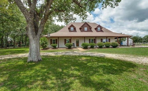 House in Paradise, Texas, United States 1