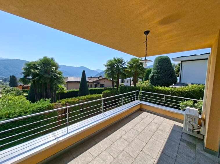 Villa in Pura, Ticino, Switzerland 3 - 18581151