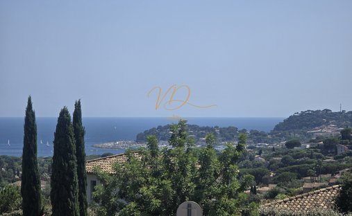Land in Sud, Cavalaire-sur-Mer, France 1